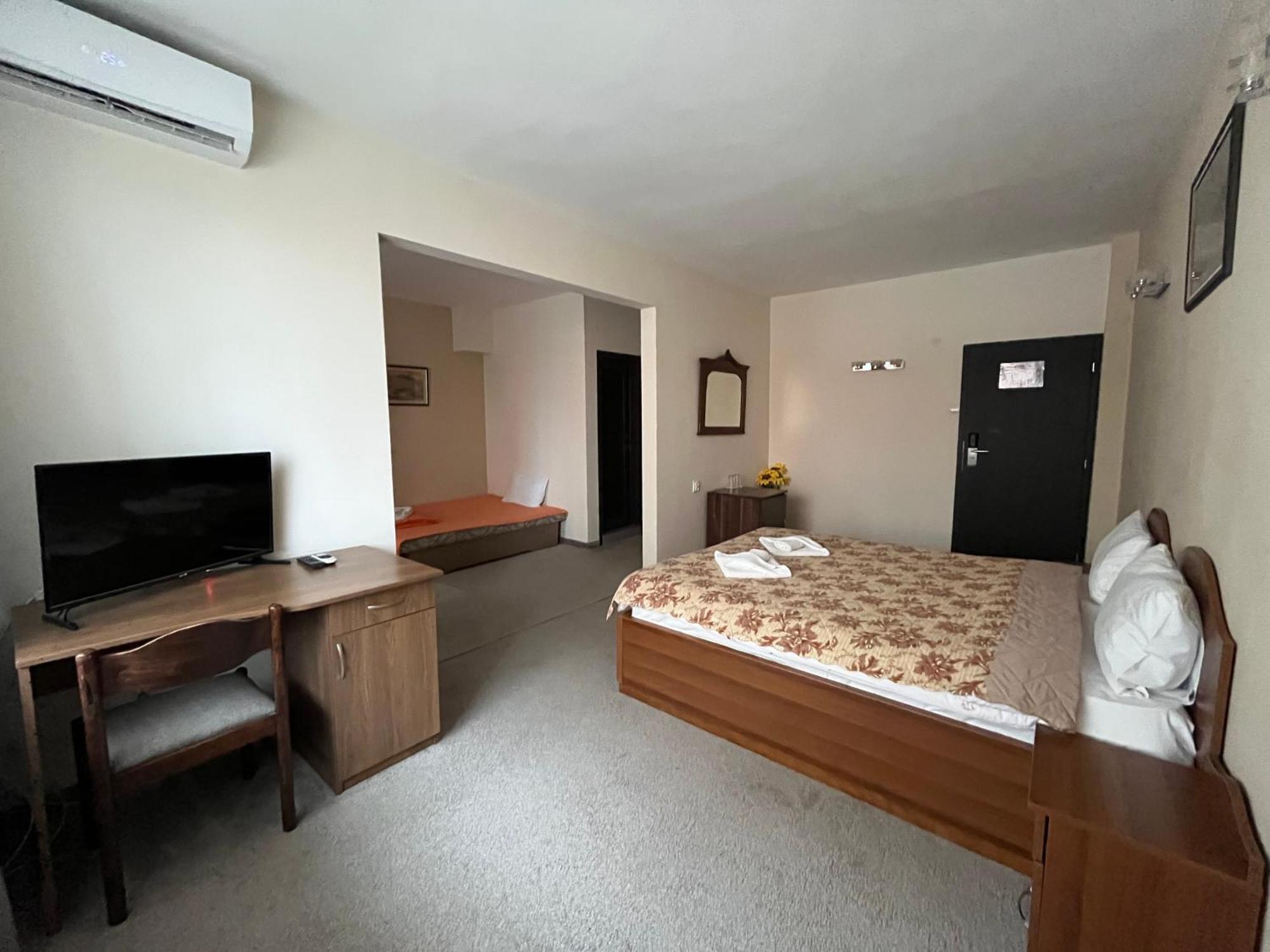 Park Hotel Ivailo Veliko Tárnovo Habitación foto